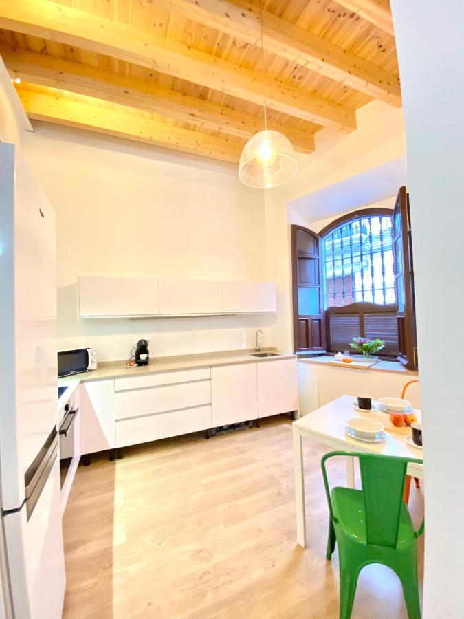Top-Notch Downtown House With Private Rooftop Terrace And Parking Opt Siviglia Esterno foto